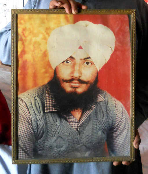 On June 11, 1988, #PunjabPolice from Jalandhar #UnlawfullyKilled Ravinder Singh (25). They abducted him from his friend’s/relative's residence. #Punjab #India #EndImpunity Visit data.ensaaf.org/profile/327/