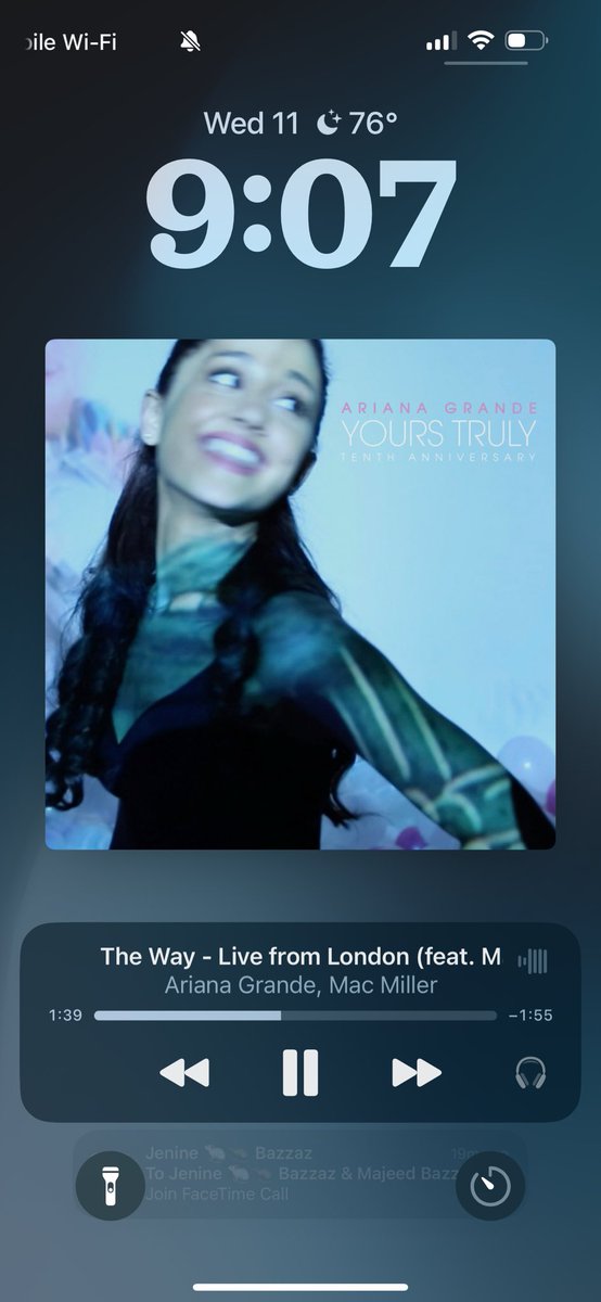 omarbee40's tweet photo. no one talks about how this version of the song is the better one 🌚 https://t.co/LVf203E4TL