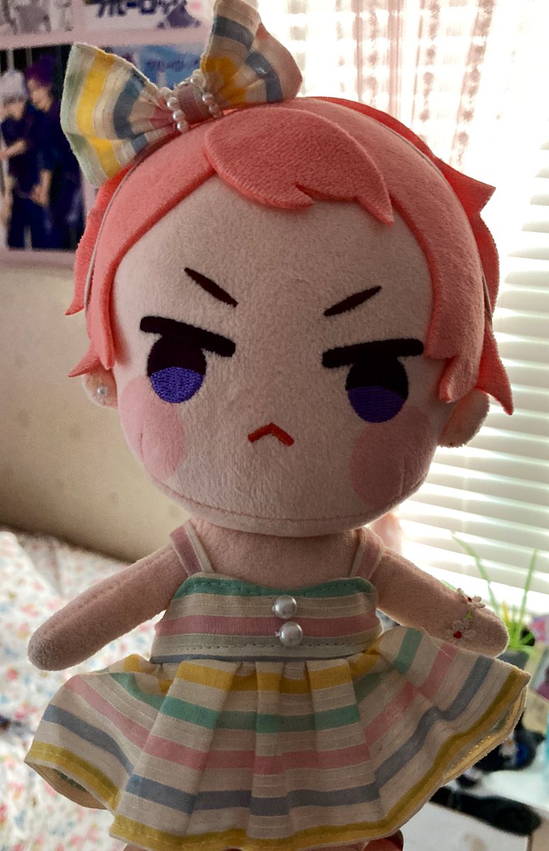 ShuglysWorld's tweet image. Hello my friends, I recently have been a little embarrassed to post anything… for I have been a very dirty doll. However due to recent events (a shameful bath) I am much cleaner and smelling fresh~ I’m ready to have a very artist summer and share my adventures once again!