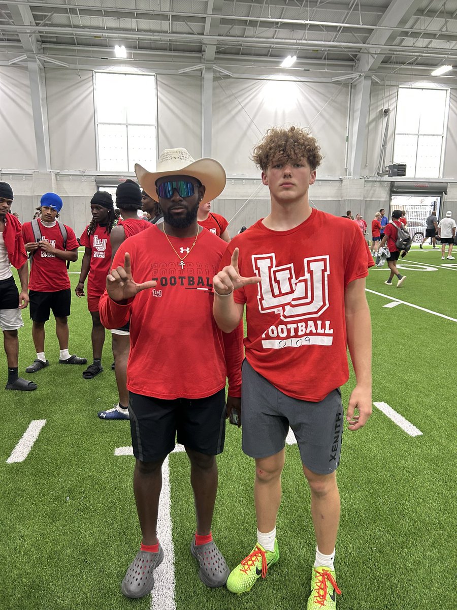 Cash Elston (@cashelston11) on Twitter photo Had a great time at the <a href="/LamarFootball/">Lamar University Football</a> camp in Richardson, Thank you <a href="/_CoachDiaz/">Coach Jacob Diaz ๐จ๐บ ๐ฒ๐ฝ</a> for taking the time to talk to me after the camp and provide some insight!! Canโt wait to come back out! <a href="/TRILLDB/">Coach Ford</a> <a href="/CoachSpo_/">Andrew Sparano</a> <a href="/CoachRossomando/">Peter Rossomando</a> <a href="/CoachJohnson_LU/">Mikal Johnson</a> <a href="/CoachArteaga/">Adam Arteaga</a> <a href="/CoachKJMack/">KJ Mack</a> <a href="/CoachSixSix/">Chris Childress</a> Had a great time at the <a href="/LamarFootball/">Lamar University Football</a> camp in Richardson, Thank you <a href="/_CoachDiaz/">Coach Jacob Diaz ๐จ๐บ ๐ฒ๐ฝ</a> for taking the time to talk to me after the camp and provide some insight!! Canโt wait to come back out! <a href="/TRILLDB/">Coach Ford</a> <a href="/CoachSpo_/">Andrew Sparano</a> <a href="/CoachRossomando/">Peter Rossomando</a> <a href="/CoachJohnson_LU/">Mikal Johnson</a> <a href="/CoachArteaga/">Adam Arteaga</a> <a href="/CoachKJMack/">KJ Mack</a> <a href="/CoachSixSix/">Chris Childress</a>