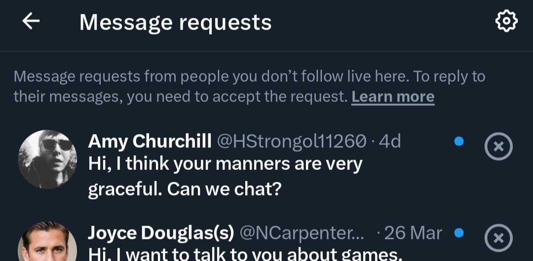 FiendOfNails's tweet photo. At the very least, their biographies prove that they are straightforward !!  🧐🧐 https://t.co/qZJeqz4x8v