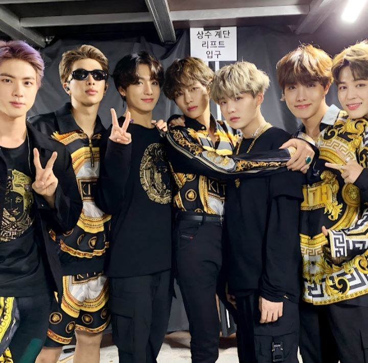 seguindo todas as army divas 🫶🏻
#armyseguearmy