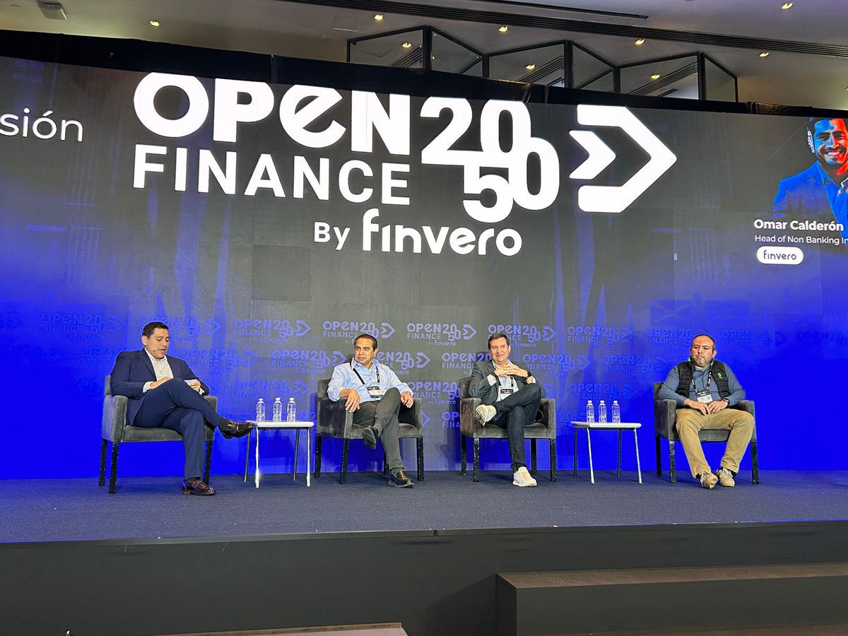💡 En #OpenFinance2050, nuestros socios compartieron cómo las #Sofipos están transformando el acceso a servicios financieros en México.
📢 <a href="/David_romero28/">David Romero</a> (<a href="/FincomunMX/">Fincomún</a>), Juan F. Fernández (Crediclub) y Juan J. Villaseñor (<a href="/mi_stori/">Stori</a>) impulsan la inclusión financiera con innovación