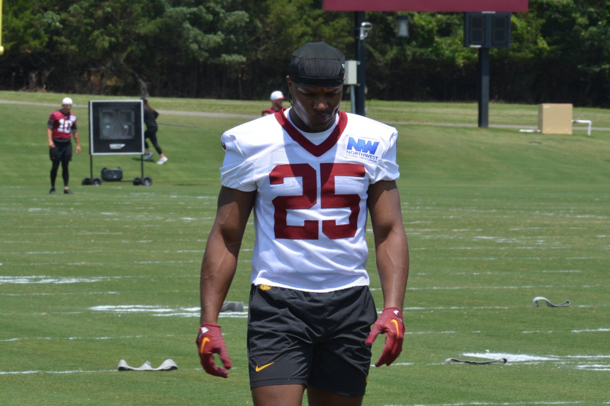 DonnaHopkins_'s tweet image. Standout in the Commanders RB room Demetric Felton
youtube.com/watch?v=6nxftq…