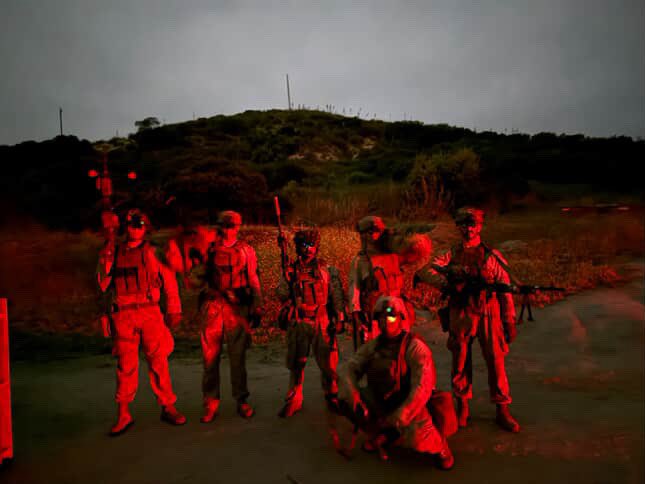 3/5 India Heathen Guns 1st squad, Platoon attacks.