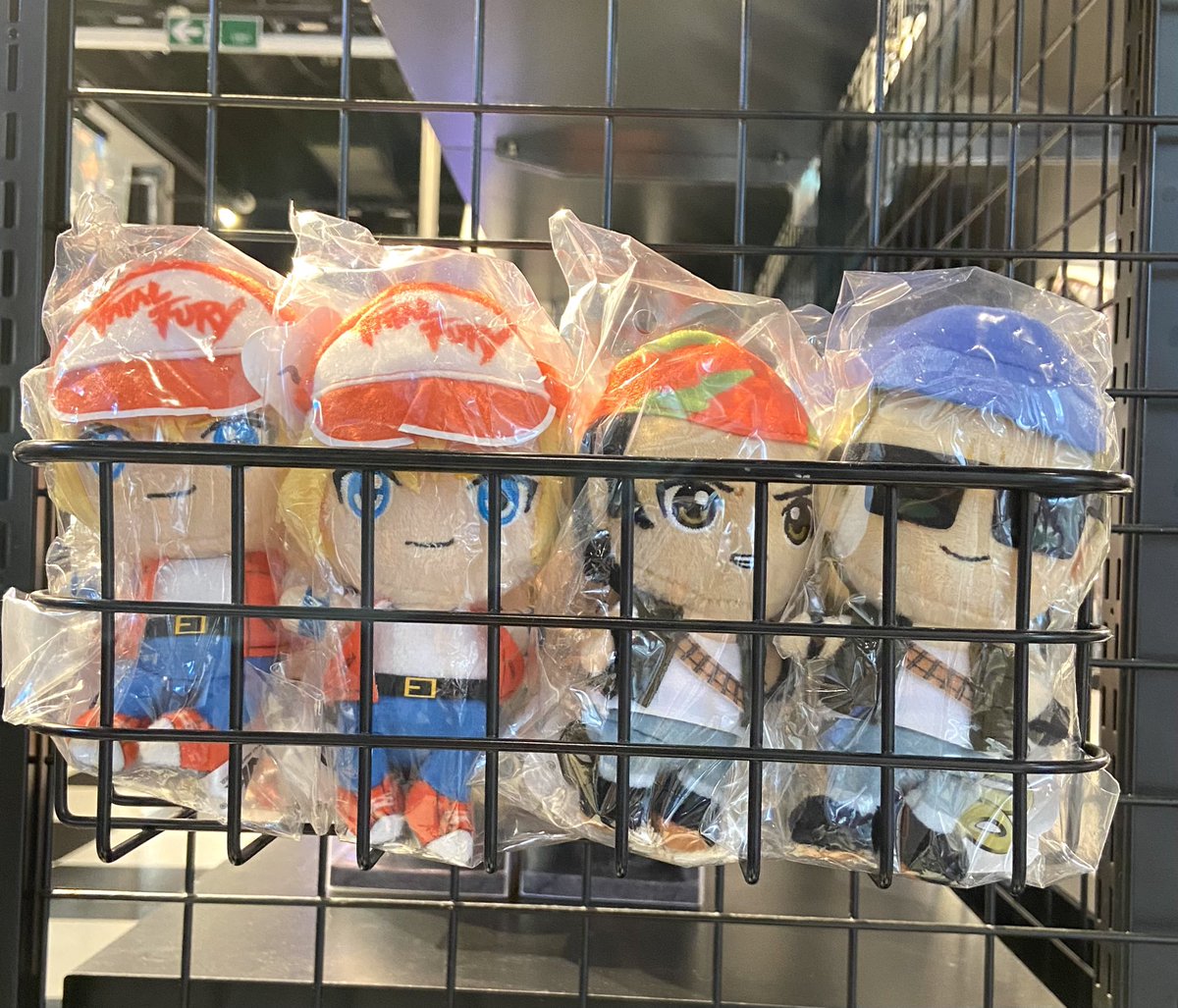 ms1111122222's tweet photo. NEW ITEM✨
#SNK
#SNKSTORE https://t.co/yrERyBuBS5