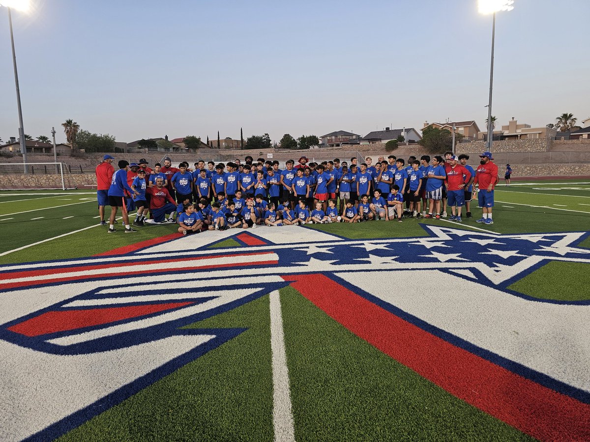 MATTIAS, DOING THE TRAILBLAZER FOOTBALL CAMP 3 YEARS IN A ROW. THANK YOU COACH NOE ROBLES!!!! ALWAYS TOP NOTCH!!!