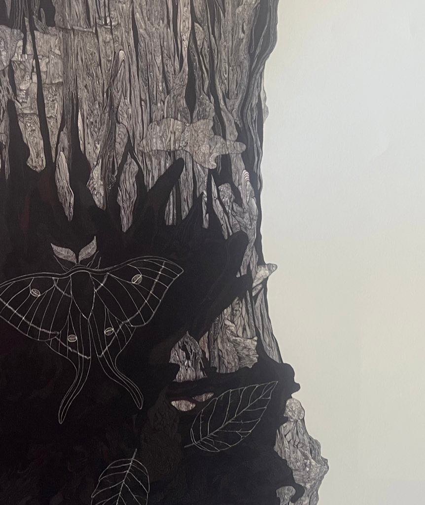 Robertedwin14's tweet image. 🖋ボールペン1本で、
線を重ねて、世界を描く。
気が遠くなるほど細かい細密画と、
そこから生まれたちょっと変な手作りグッズたち。

6/14(金)・15(土)
群馬クラフトマーケット＠Gメッセ群馬
ブースC61にて出展します！
見るだけでも、おすすめです🌀
#群馬クラフトマーケット #細密画