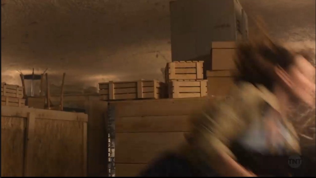 heartbreaking but true: this wasnt even to protect lysa charlie just had cuteness aggression 😔💔