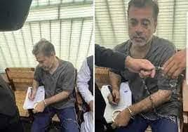 jpsin1's tweet image. सिर्फ भारत एक मात्र ऐसा देश है जहां कुत्तों को भौंकने की पूरी आजादी है 

पाकिस्तान में मशहूर पत्रकार इमरान नियाज खान ने पाकिस्तान सेना पर कुछ सवाल उठा दिया था  तो देखिए उनका क्या हाल कर दिया गया और यहां हर रोज सेना को गाली देने वाले  घूम रहे हैं