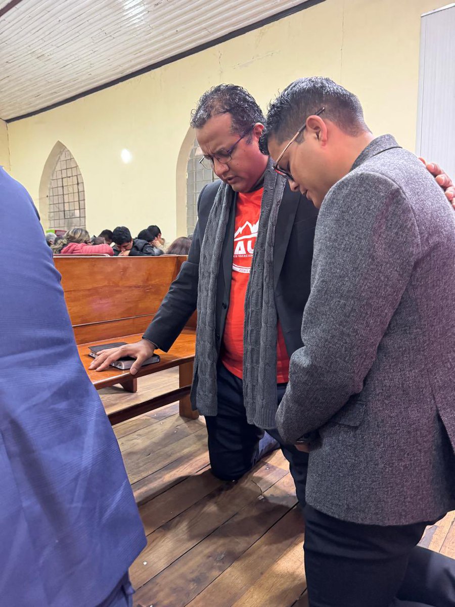 Adventist_minop's tweet image. Día 3 de la Ruta de Encuentro de Líderes Caleb 🧡
¡Hoy en Chachapoyas! 🏞️
Donde hay un Caleb, hay pasión por Cristo 🙌
#YoSoyCaleb #LíderesCaleb #MINOP #Chachapoyas #MisiónSinLímites