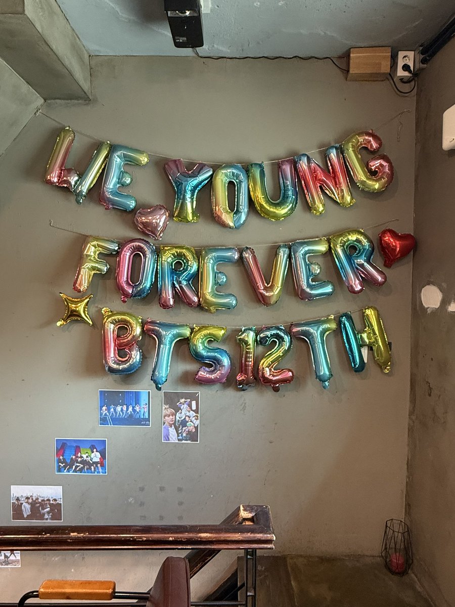 𝐁𝐓𝐒 𝐅𝐄𝐒𝐓𝐀 𝟐𝟎𝟐𝟓 ꕥ𓍯in Seoul🇰🇷

カフェイベントスタート☕️💕
<a href="/SeoulEspresso/">하이브앞집(개도있음) a.k.a시애틀에스프레소</a> 

カフェ特典のトレカは
なんと…💜✨

メンバーカードがランダムで
プレゼントとなっています🎁

ぜひお楽しみください💗