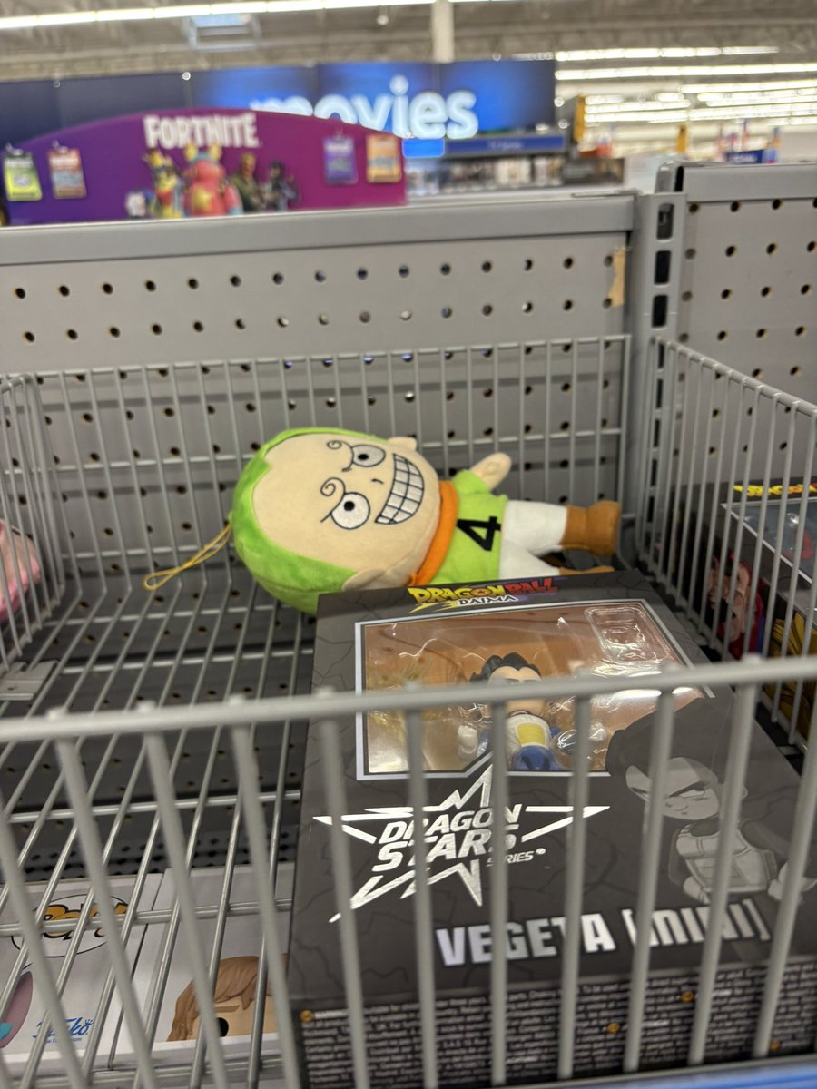 picklover_'s tweet image. This thing has been at my Walmart for 3 years…