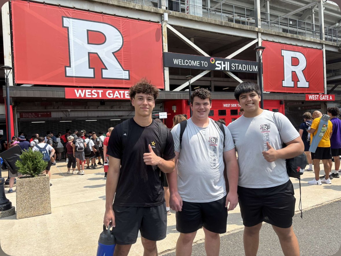 Had a great time today at the Rutgers OL camp today! Thank you to the coaches and players.
<a href="/RFootball/">Rutgers Football 🪓</a> 
<a href="/BRHSPantherFB/">BRHSPantherFB</a>
