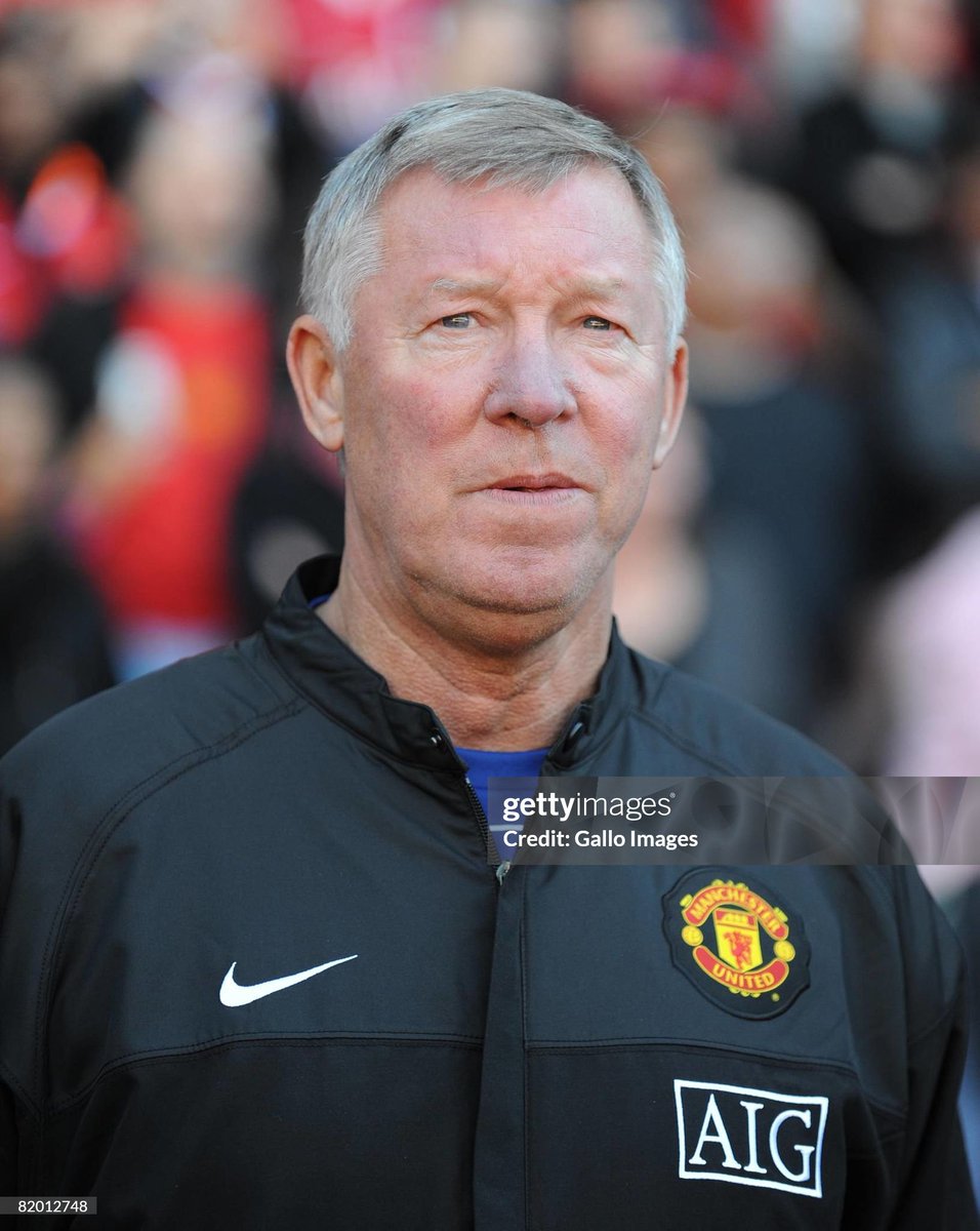 AlexYanezFC's tweet photo. Un hilo corto para hablar de José "Buda" Torrealba, Manchester United, Wayne Rooney, Sir Alex Fergunson, Cristiano Ronaldo, Rafael Dudamel, Siphiwe Tshabalala (autor del primer gol en el Mundial 2010), Champions League, César González y el primer venezolano en la Bundesliga. https://t.co/WuPOVJ1BOl