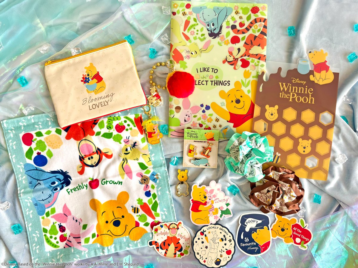 𓂃𓐍𓈒◌＃くまのプーさん ◌𓈒𓐍𓂃
🐻おひさまマーケット 開催🐝

📍場所：松坂屋上野店　6階催事場
🗓期間：2025/6/12(木)～23(月)

雨に濡れた時に便利なハンドタオル、暑い日に髪をまとめるシュシュなど🌟
梅雨☔️の季節も #プーさん グッズで気分を明るく☀️

詳細はこちら
dmdepart.jp/museum/ueno/po…