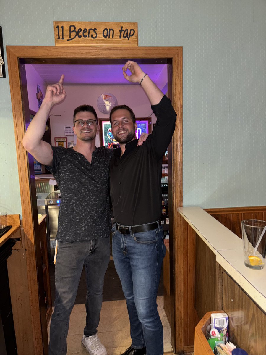 JabbaRaba's tweet image. Had to because it’s @GHohn7 last week being an unmarried man.