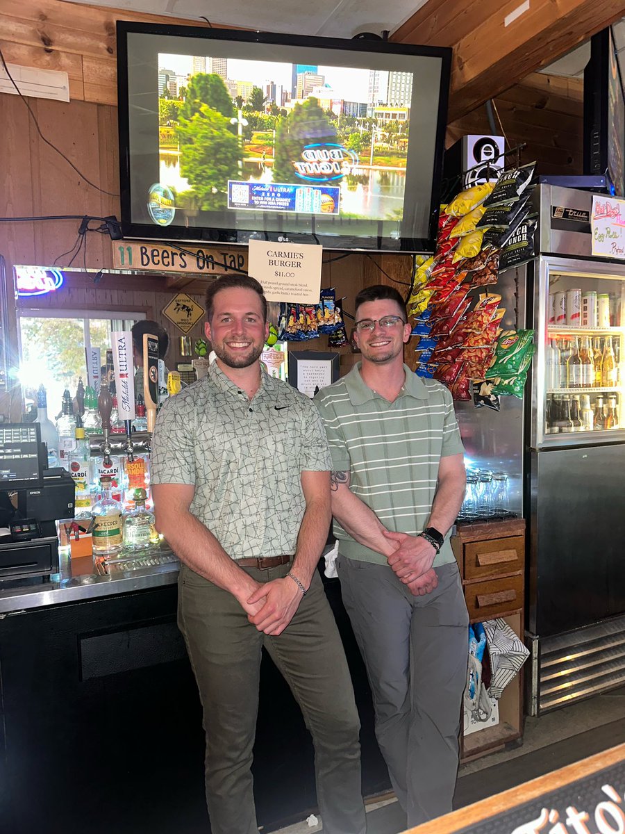 JabbaRaba's tweet image. Had to because it’s @GHohn7 last week being an unmarried man.