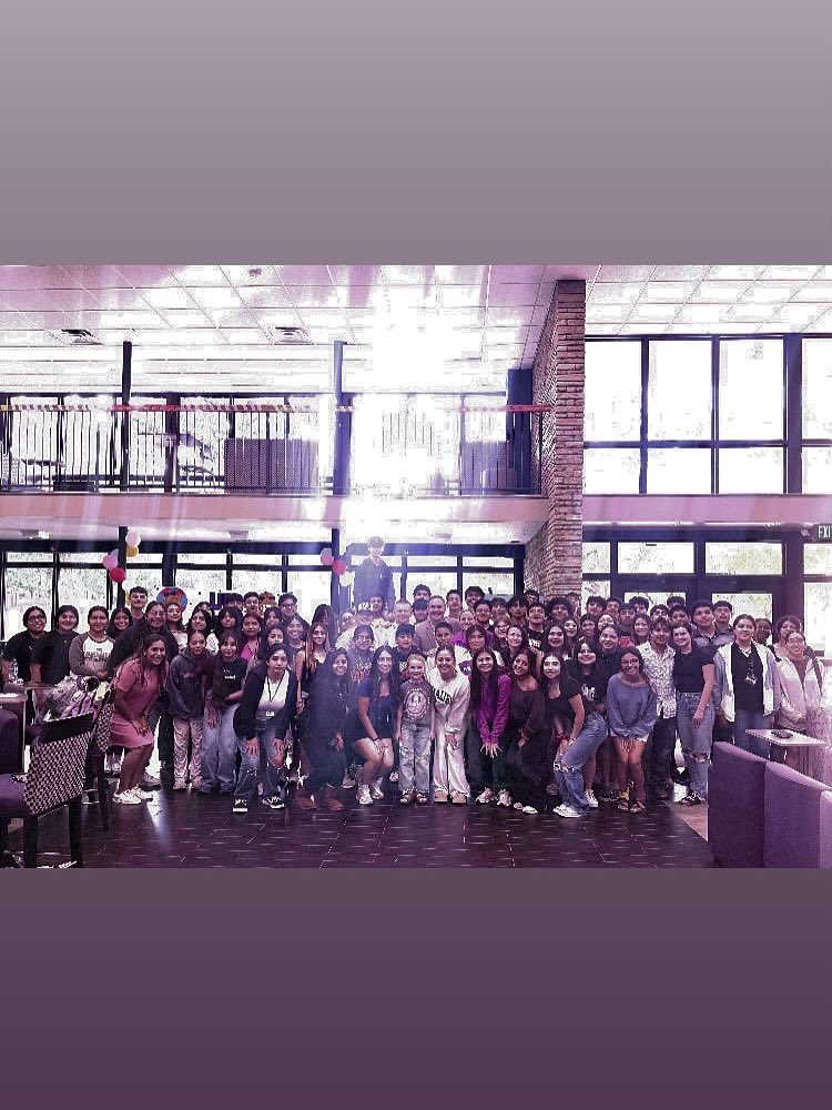 sherribphd's tweet image. 🎓💜 Today, Dr. Hurley and the First Lady spent time with our amazing @tsuupbound students, sharing inspiration, encouragement, and first-gen pride! Moments like this show why TRIO works. Huge shoutout to our UB scholars and the staff who support them! #TRIOWorks #TarletonUB