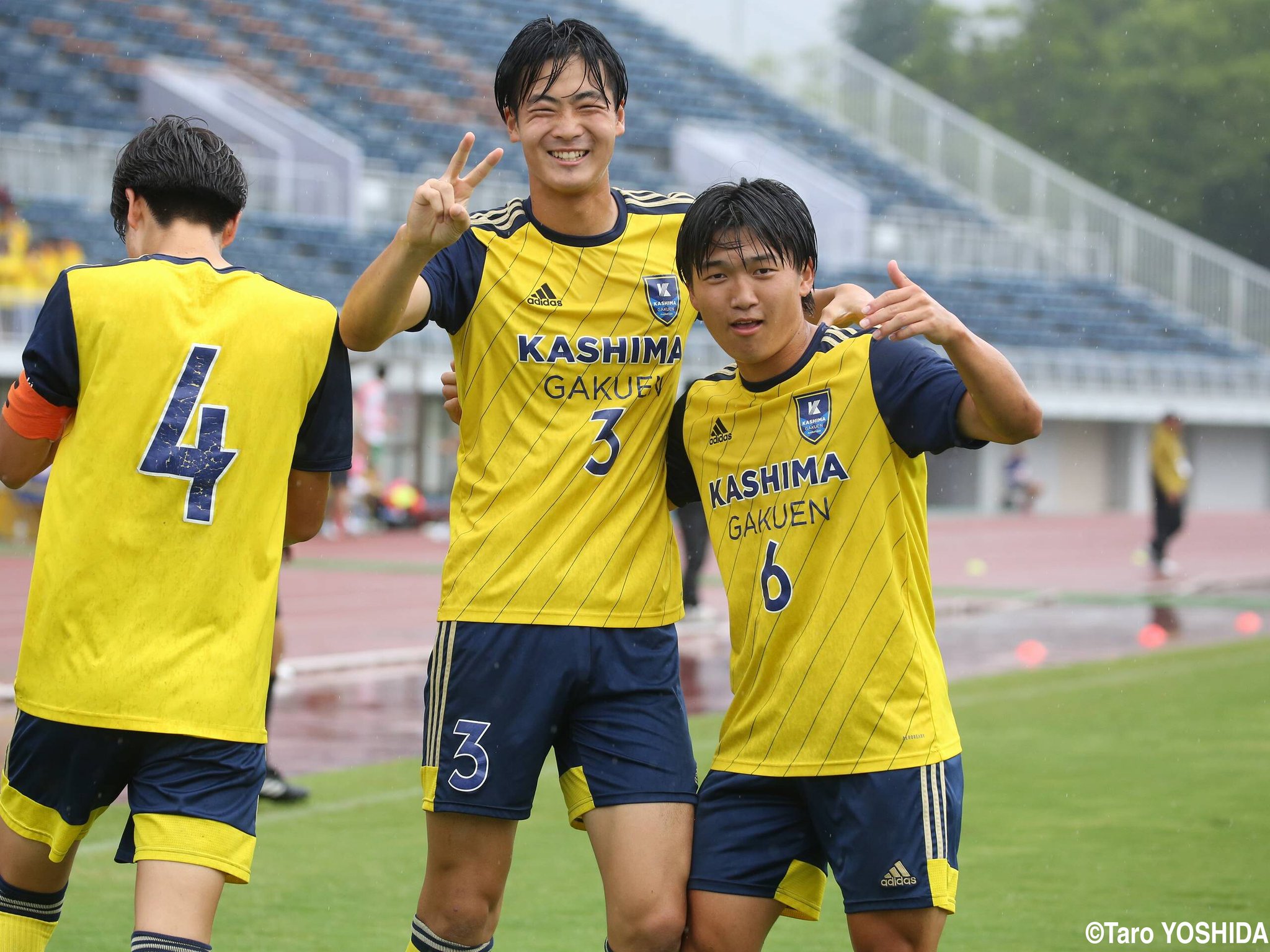 中央学院 高校 サッカー ピステ 激レア ゲキサカ on X: 