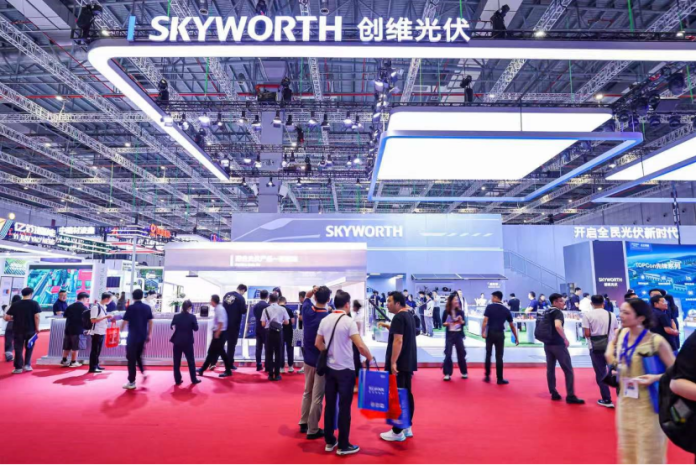 SolarbeGlobal's tweet photo. #Skyworth Unveils Innovations at #2025SNEC #PV+ EXPO, Ushering in a New Era of Universal PV https://t.co/55jPvKzI1v via @Solarbe Global https://t.co/82WaPFFni8