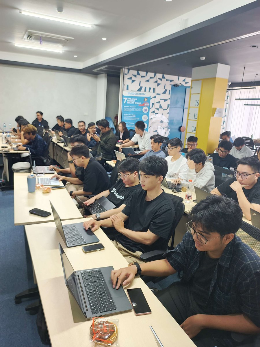 xnaizerr's tweet image. Day 2 - Smart Contract Modular Architecture.
@blockdev_id @HackQuest_ @ethjkt @verestraa @Zexoverz @CoolestGreenMan