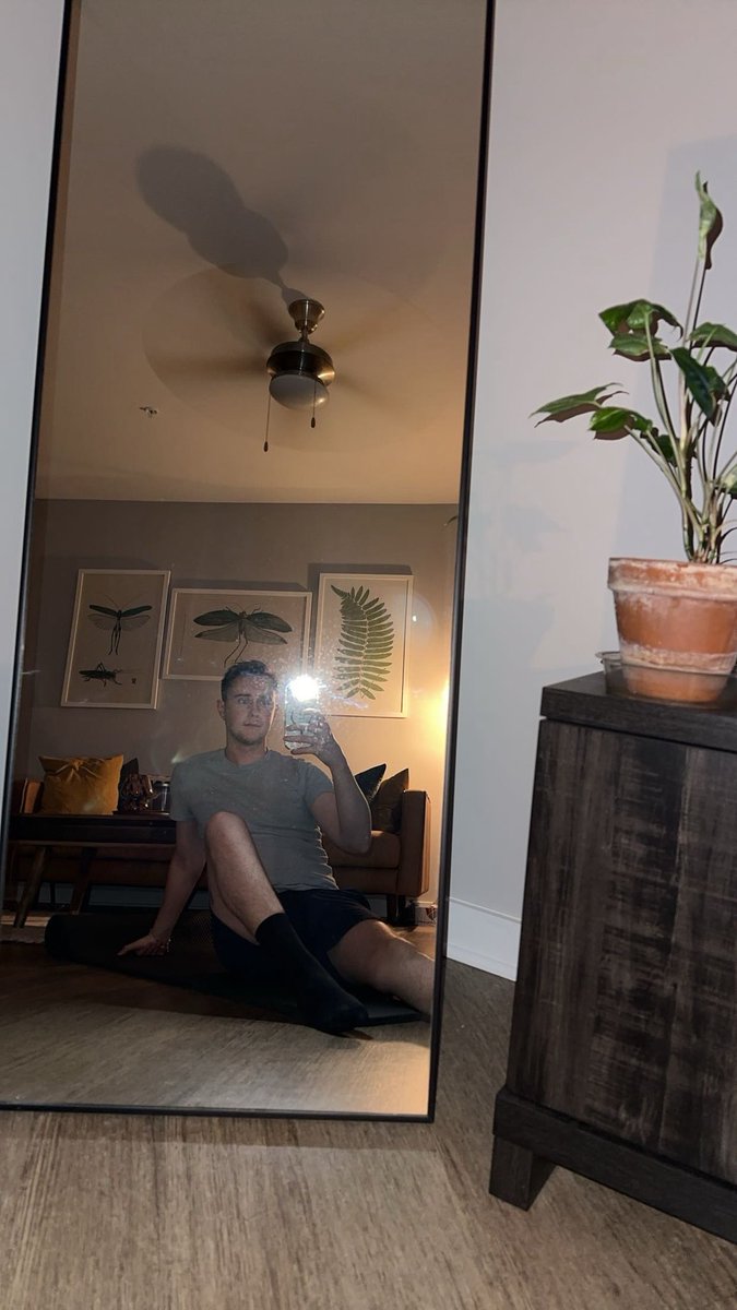 Trying to decide if I should say fuck it and go full hoe.