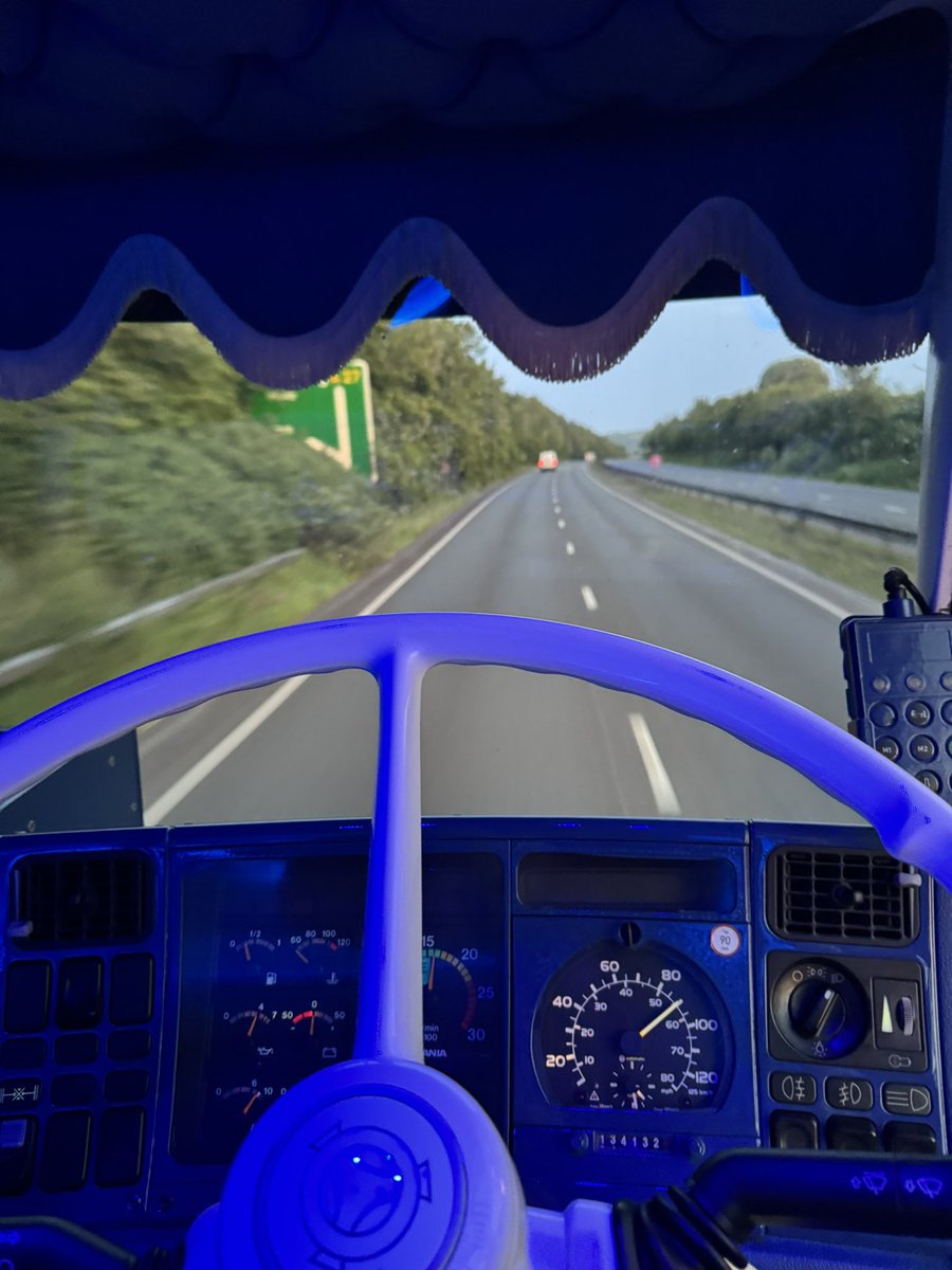 Micky (geezer-bruv) tweet media