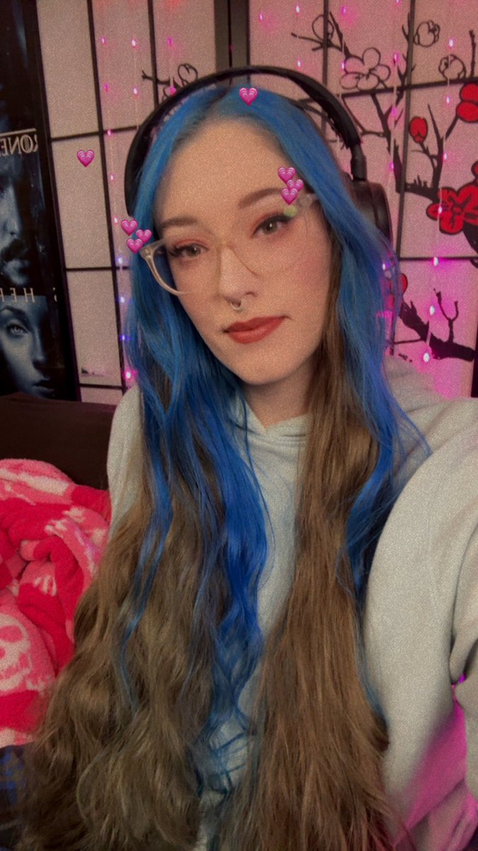 Live on twitch playing #Expedition33 ! Come hang