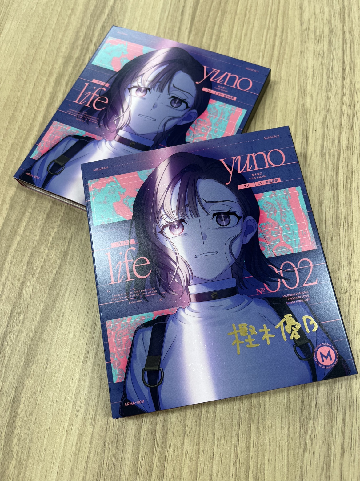 未開封　MILGRAM 第三審シングル ユノ『ライフ』直筆サイン入り AMNIBUS STORE on X: 