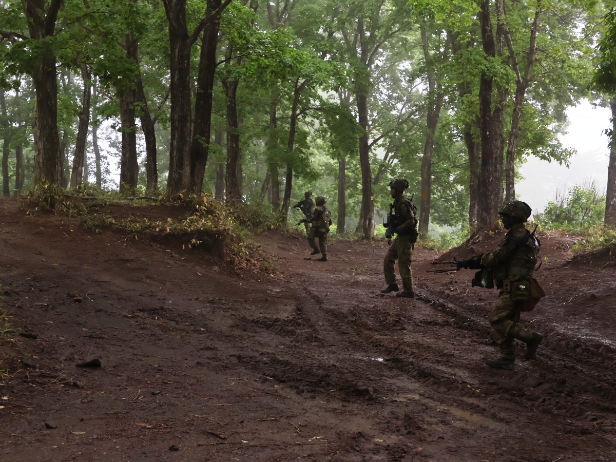 TagajoGSDFpr's tweet image. #第22即応機動連隊 は、王城寺原演習場において「第2次連隊野営訓練」を実施しました。徒歩行進をはじめとする訓練を通じて、部隊の練度向上に努めました。