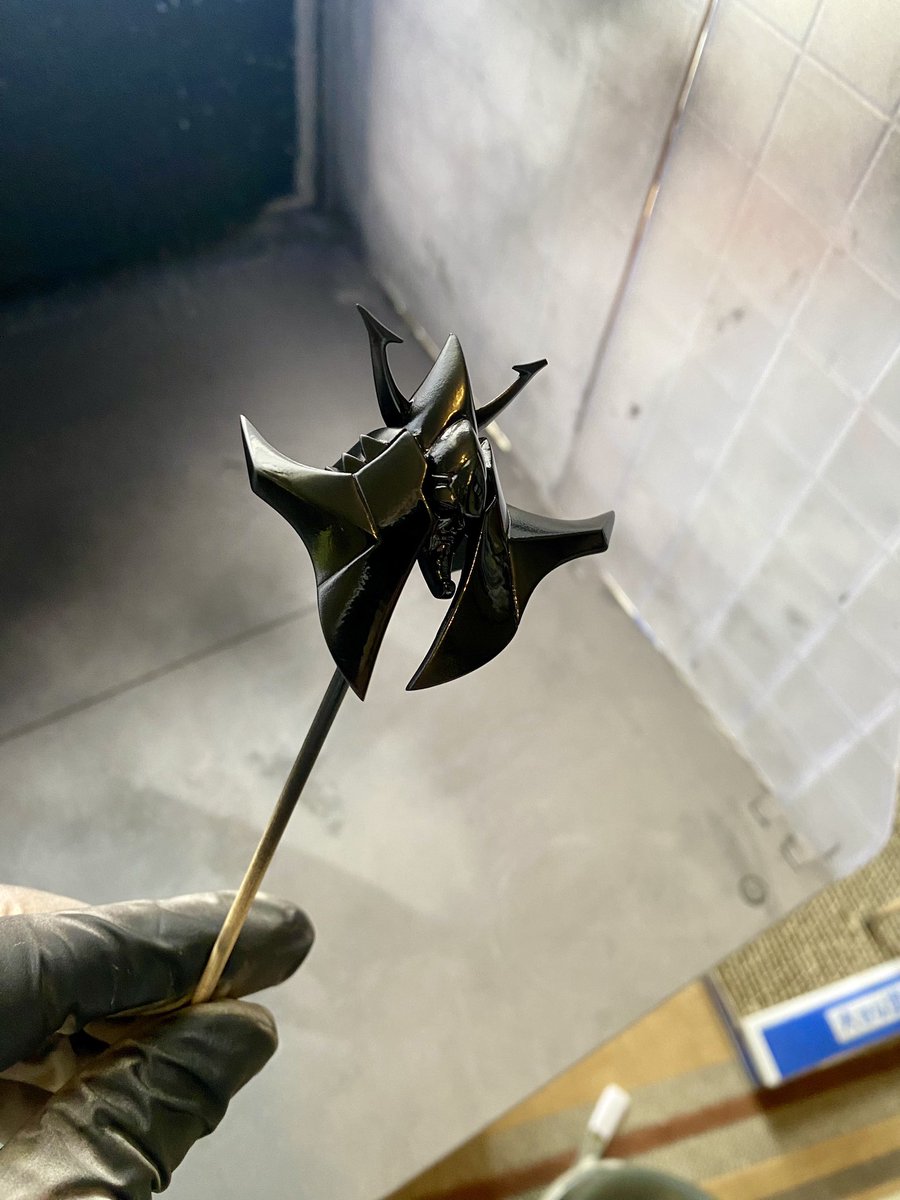 今日の昼活
PLAMAXライディーン
二層目の塗装やっちまったぁ
頭を落として塗装剥げ😰
800番のヤスリで削って再度塗装
落とさない様に竹串に瞬着で補強
リカバリーできたかなぁ😰