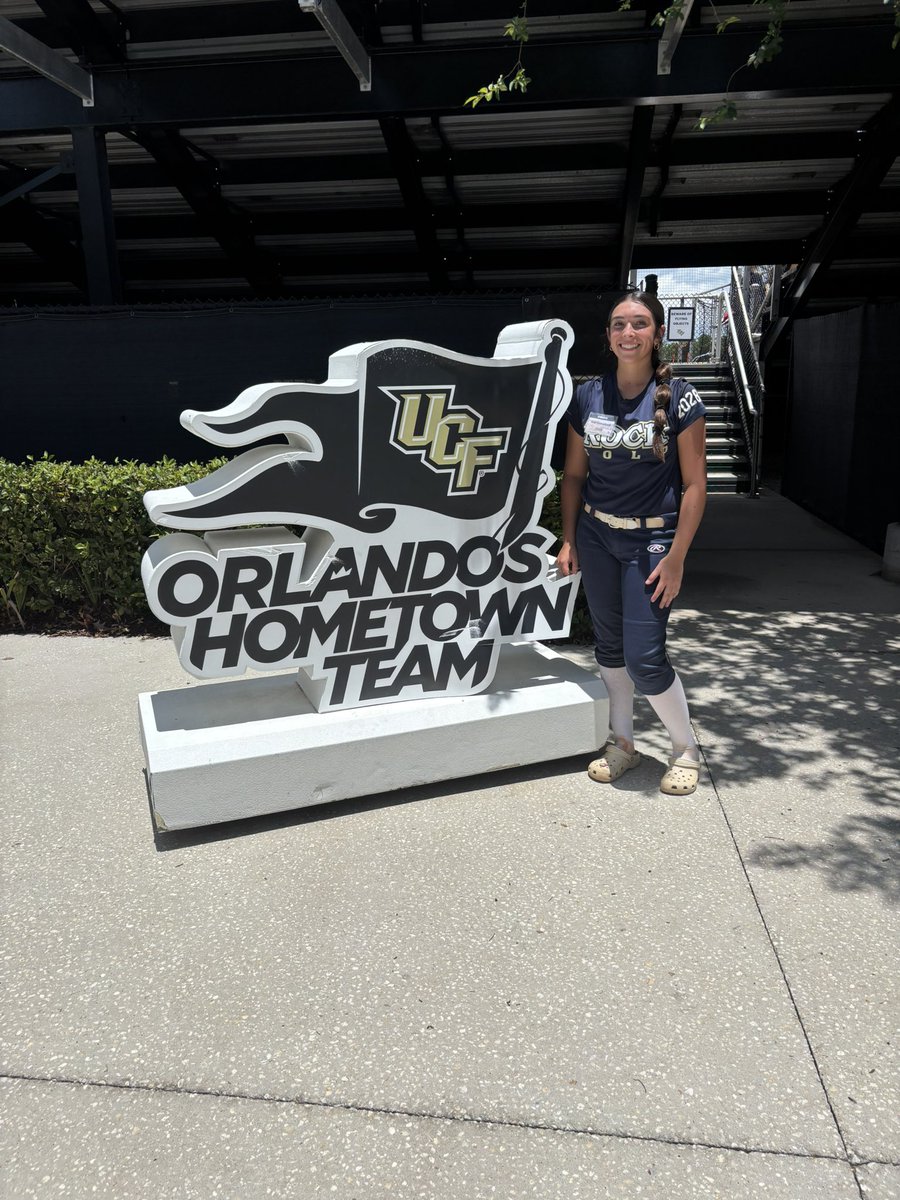 AvaHorswood_28's tweet image. I learned so much and really enjoyed the environment at the UCF Elite camp this week! Always looking to learn and develop as a team player. Loved it! #classof2028