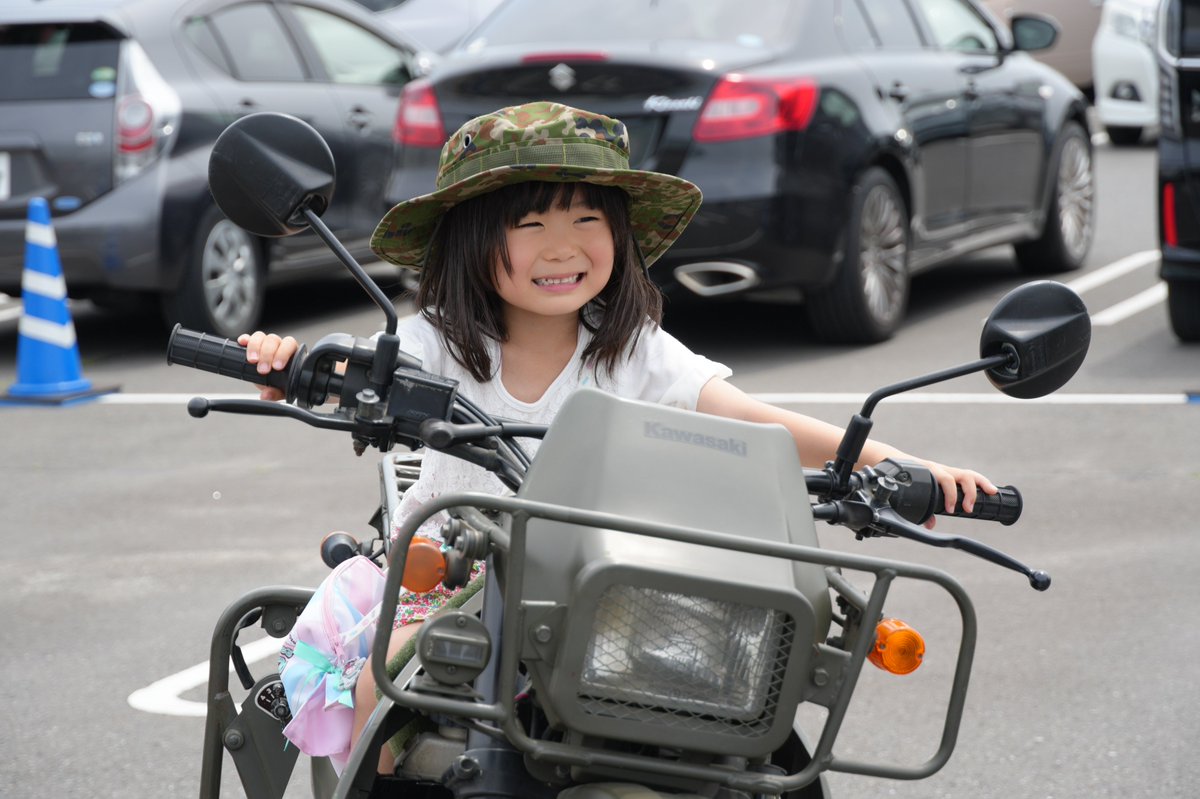 TagajoGSDFpr's tweet image. #第22即応機動連隊 は6月7日(土)にイオンモール新利府南館で行われた「#いのちを守るBOSAIウィーク JA共済presents ミヤテレ防災フェア2025」において、災害派遣等で活躍している車両として、96式装輪装甲車及び偵察用オートバイの展示に協力しました。