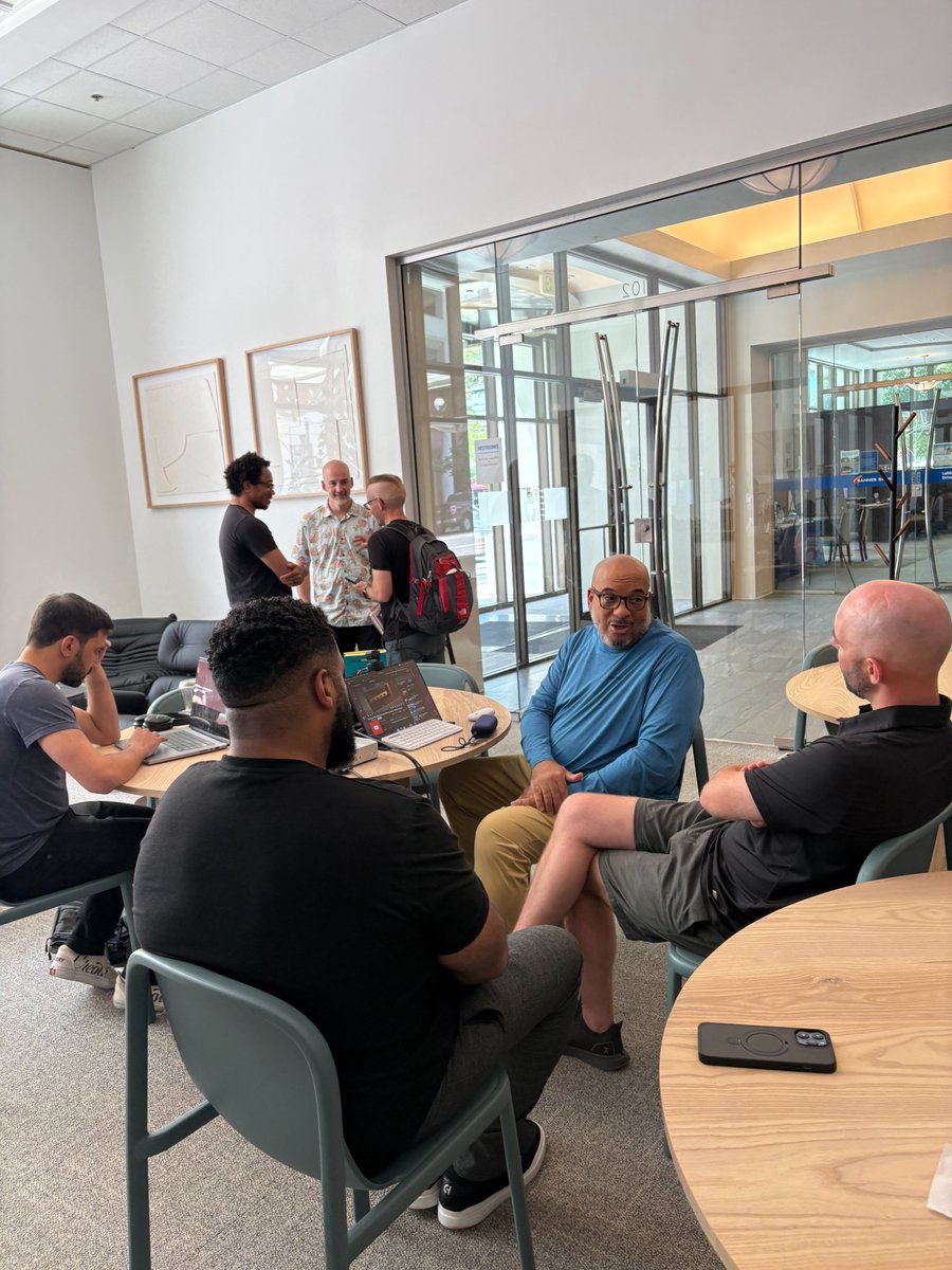 From networking to Ecamm demos to an incredible opening night party 🎉, we’re having a wonderful time at Craft+Commerce and <a href="/kit/">Kit</a> Studios

If you’re here at the event, come see us at Kit Studios and if you’re not here, let us know what questions you have. #craftandcommerce