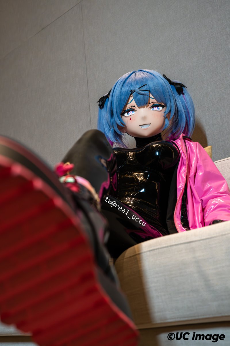 👠
📸<a href="/yuzu_kong/">yuzunya~</a>
#kigrurmi #latex #RabbitHole