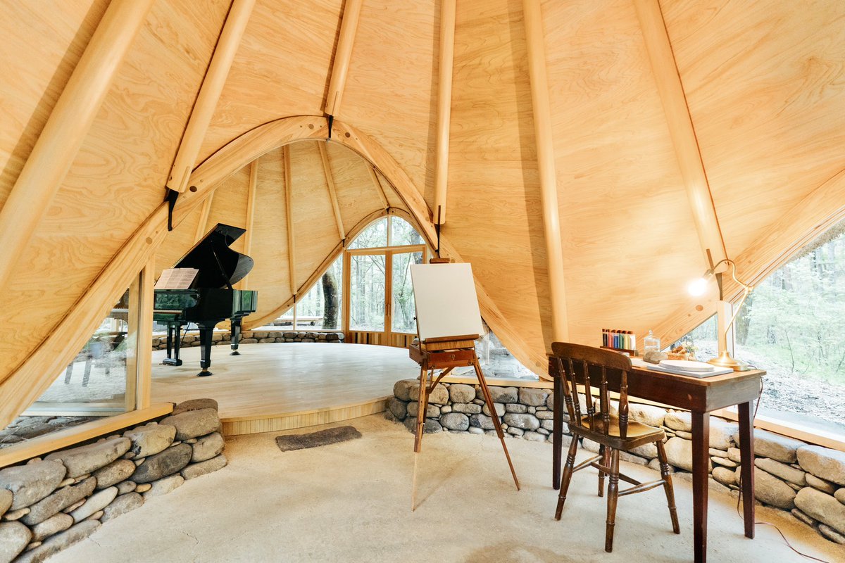 長野の森の中に設計・施工した「森と、ピアノと、」。森の中で、誰にも見られず1人で自由に過ごせる場所。とんでもなく気持ちいい空間に仕上がりました！