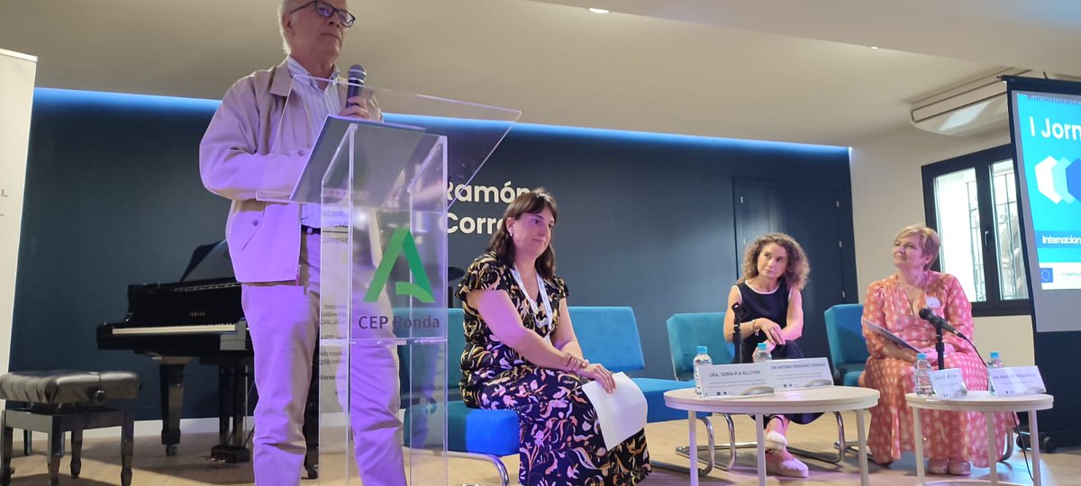 Sesión inaugural de las I Jornadas regionales Erasmus+ para asesorías de formación. 
<a href="/EducaAnd/">Consejería Desarrollo Educativo y FP</a>
<a href="/sepiegob/">SEPIE</a>

 #meprural #ErasmusPlusEs #ErasmusPlus #mierasmusplus #IJornadasRegionalesCep #JornadasRegionalesCep