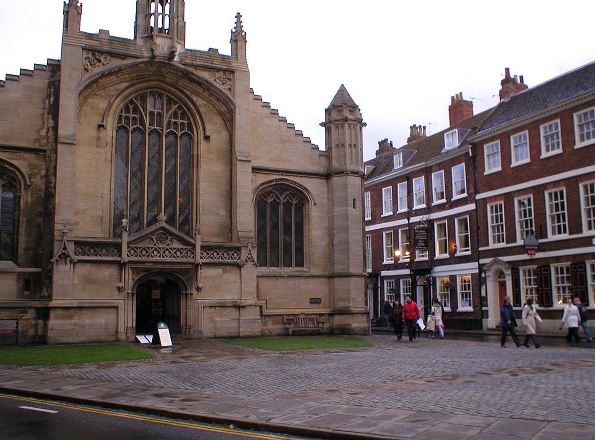 ⛪️Memories of living in York - St Michael le Belfrey at the end of my street. It was here that Guy Fawkes was christened in 1570.