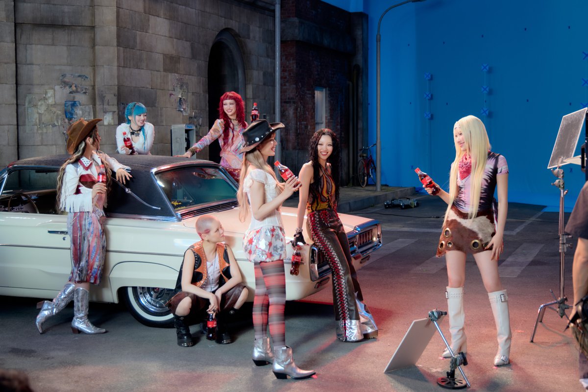 📸official still #1📸 
<a href="/XGOfficial_/">XG OFFICIAL</a> 

#夢中全開 #XG