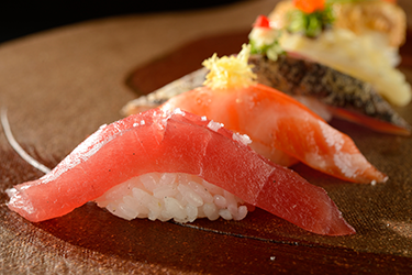 enjoy_tokyo's tweet photo. 本マグロ＆ズワイガニも食べ放題🦀✨

「海鮮バイキング いろは 東京ドームシティ ミーツポート店」が8/5(火)にオープン予定。約100種類の料理をバイキング形式で楽しめます😋

https://t.co/YO4LVLd8wR https://t.co/PlAbsk7h3O