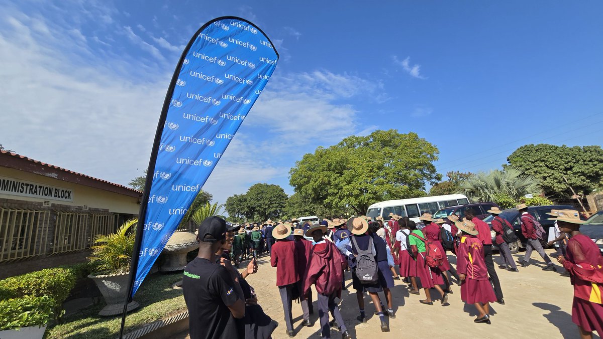 UNICEF ZIMBABWE (@unicefzimbabwe) on Twitter photo Victoria Falls is festive today as children march 5km to Chamabondo Primary School to mark 🇿🇼's #WorldEnvironmentDay!
Under the theme #BeatPlasticPollution, the celebration raises awareness on the urgent need to protect our planet.
cc: <a href="/EMAeep/">E.M.A</a> <a href="/Kor_Emb_Zim/">Korean Embassy in Zimbabwe</a> <a href="/forestrycom1/">Forestry Commission Zimbabwe</a> Victoria Falls is festive today as children march 5km to Chamabondo Primary School to mark 🇿🇼's #WorldEnvironmentDay!
Under the theme #BeatPlasticPollution, the celebration raises awareness on the urgent need to protect our planet.
cc: <a href="/EMAeep/">E.M.A</a> <a href="/Kor_Emb_Zim/">Korean Embassy in Zimbabwe</a> <a href="/forestrycom1/">Forestry Commission Zimbabwe</a>