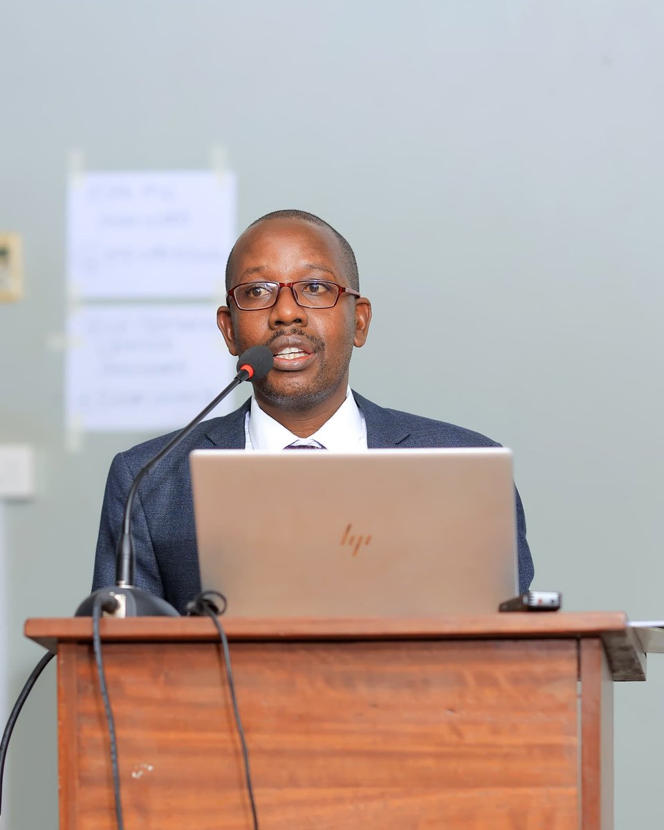 Man-of-the-Moment (@ivaaan256) on Twitter photo There is need to unpack what’s considered as privilege and power. Transformation only comes when we turn around some norms. We need to re-socialize our selves for Equity. We need to front humanness prior to the idea of being a MAN #MensMakForum
Dr. Mwine (<a href="/amwiine/">Dr. Amon Ashaba Mwiine;</a>) in his closure There is need to unpack what’s considered as privilege and power. Transformation only comes when we turn around some norms. We need to re-socialize our selves for Equity. We need to front humanness prior to the idea of being a MAN #MensMakForum
Dr. Mwine (<a href="/amwiine/">Dr. Amon Ashaba Mwiine;</a>) in his closure