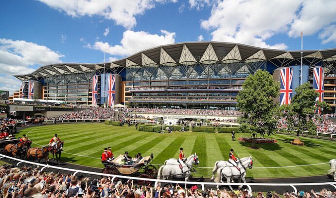 🚀 Join Our Team! 🏇
We’re seeking a passionate Influencer/Content Creator to take our racing &amp; bloodstock business to the next level! 🏆
Love racing or bloodstock? Want to grow your following while creating epic content? We want YOU!

💼 Create engaging content across all social