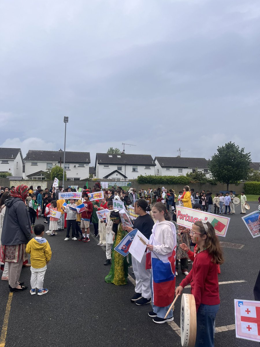 of_wedgewood's tweet image. Wonderful start to the day - before the rain. Intercultural Day at Q of A