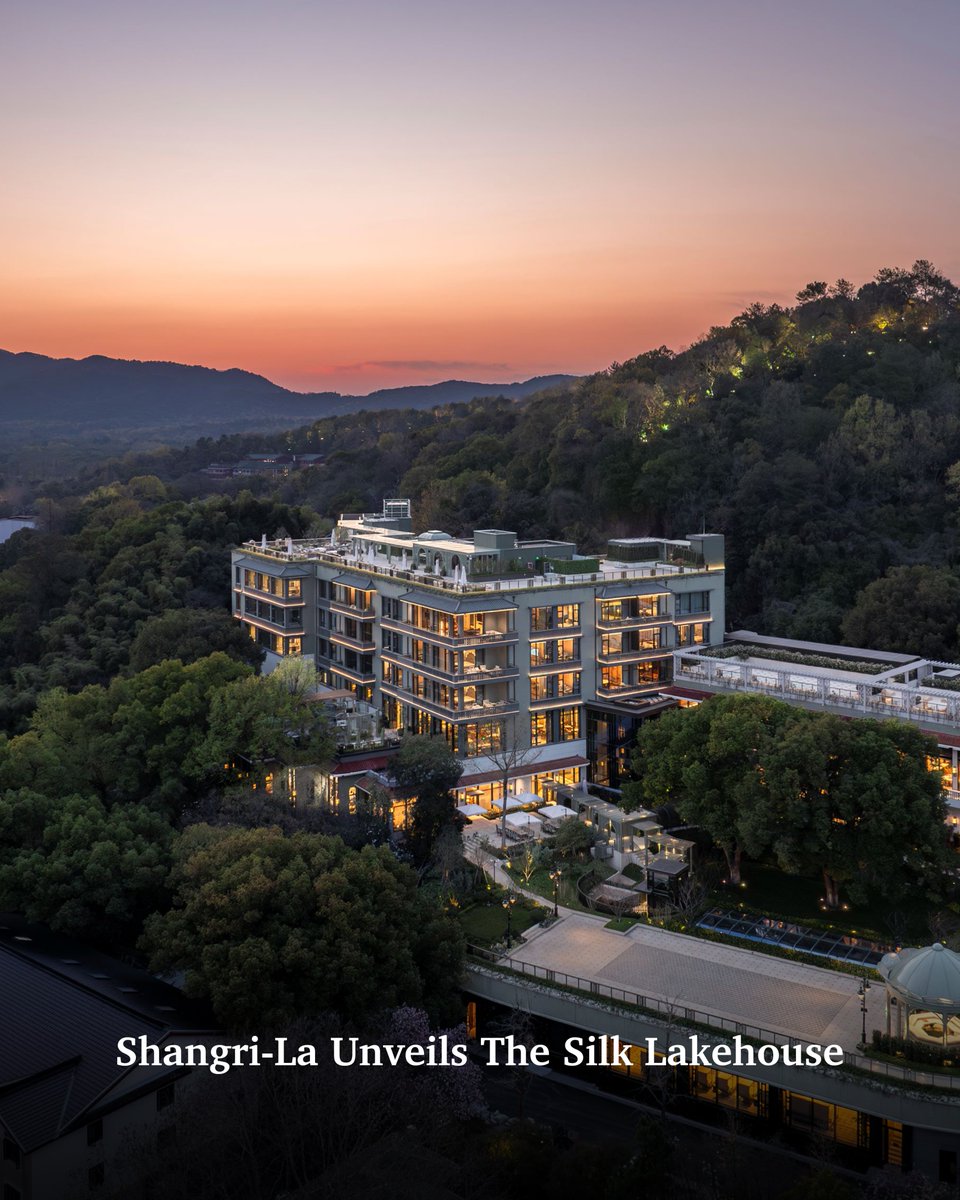thegrandedition's tweet photo. Shangri-La just launched The Silk Lakehouse on UNESCO West Lake, their first Shangri-La Signatures ultra-luxury property! Think beautiful Gert Voorjans design and a true cultural retreat.

Get the full story in Grand Edition! Link in bio

Link: https://t.co/8u8zdib5bh https://t.co/zUmzCKUvBM