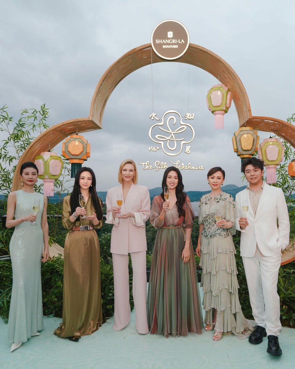 thegrandedition's tweet photo. Shangri-La just launched The Silk Lakehouse on UNESCO West Lake, their first Shangri-La Signatures ultra-luxury property! Think beautiful Gert Voorjans design and a true cultural retreat.

Get the full story in Grand Edition! Link in bio

Link: https://t.co/8u8zdib5bh https://t.co/zUmzCKUvBM