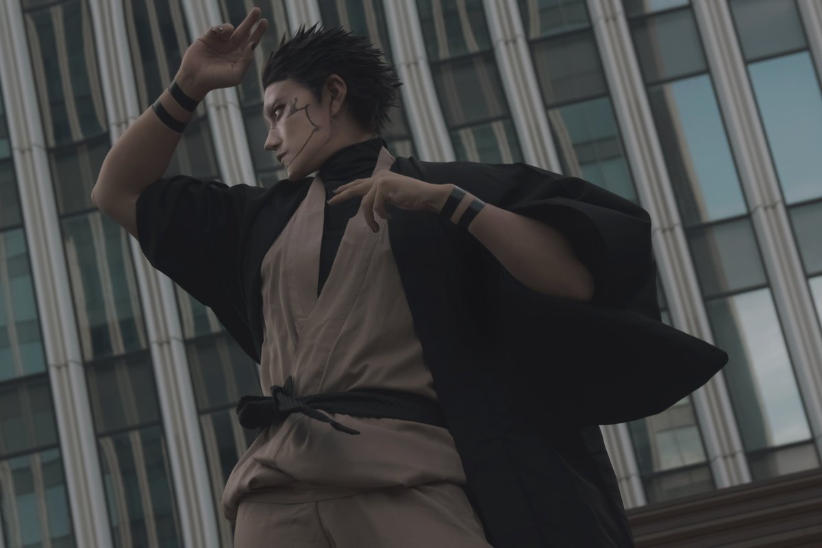 chan_pp1207's tweet image. 【Cosplay】呪術廻戦  両面宿儺
Photo: @_____NOT_HERE 
Costume : @KYOYAa