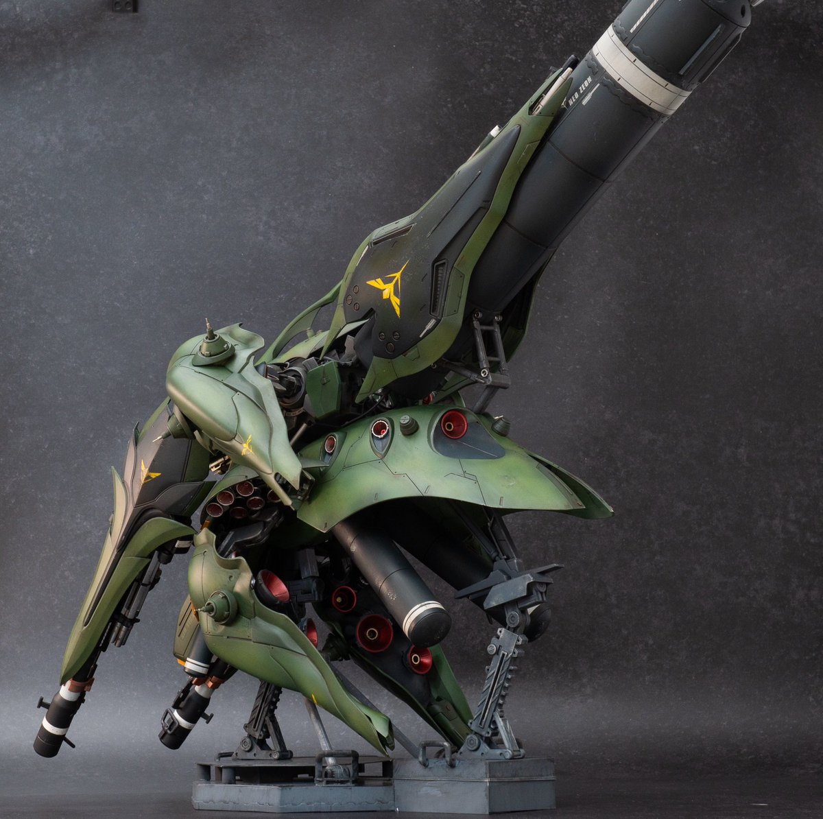 #後ろ姿からしか得られない栄養があるので見た人も貼る