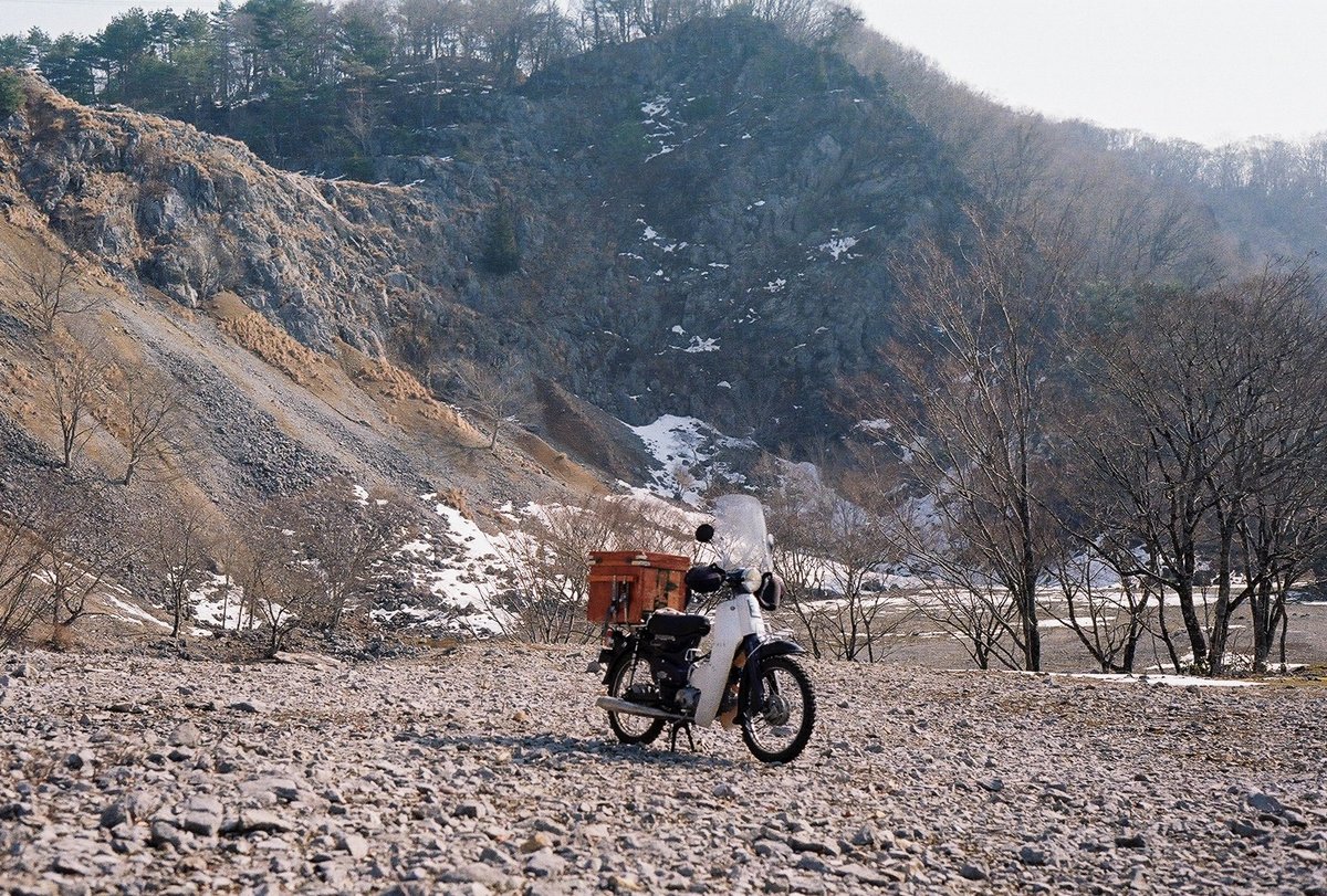 s__s7014's tweet photo. CONTAX G1+
Carl Zeiss Planar 45mm f/2 T* https://t.co/ouyTIwpZXU